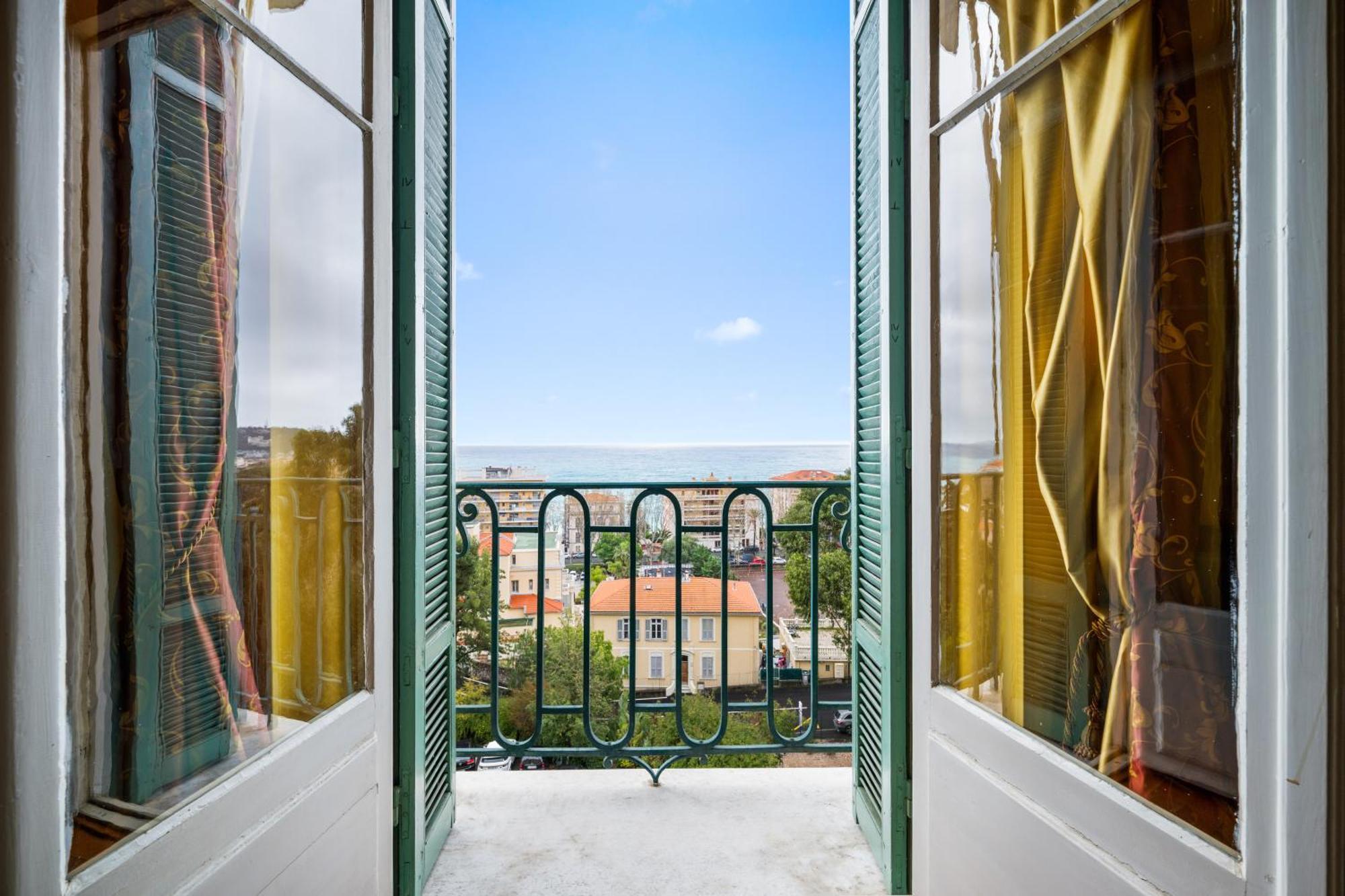 Ferienwohnung Le Coq Tersling - Residential Parking - Ac - Sea View Menton Exterior foto